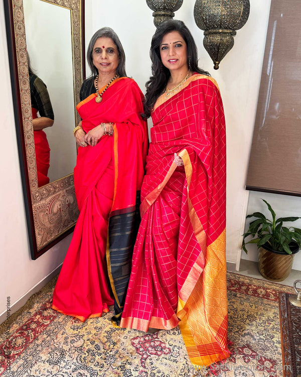 EE-X01027 Red rawsilk check sari