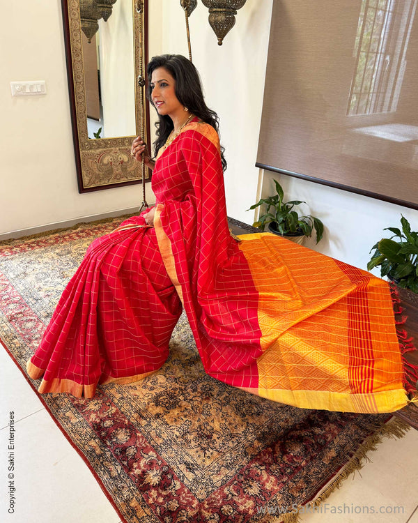 EE-X01027 Red rawsilk check sari