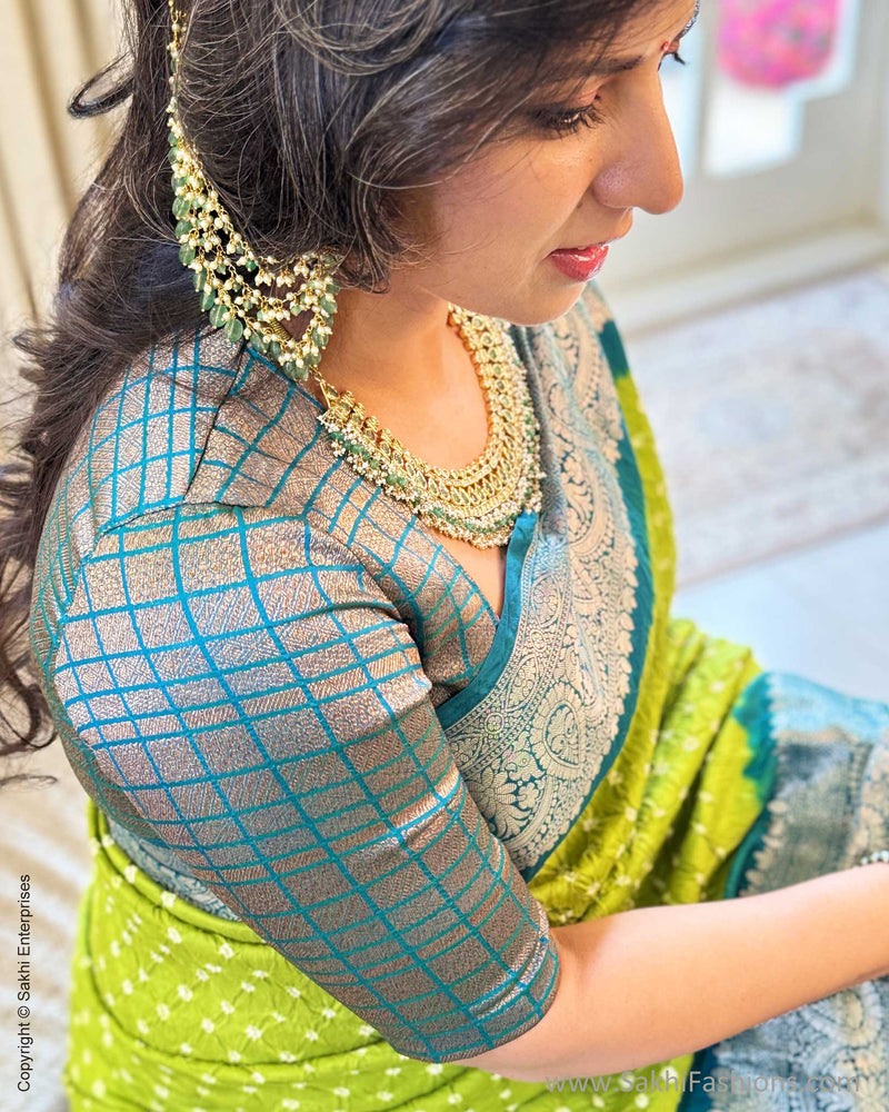 EE-X03090 Bandhini Green Sari