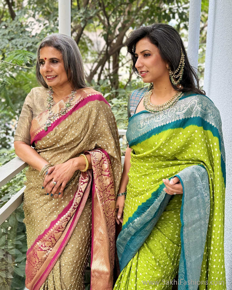 EE-X03090 Bandhini Green Sari