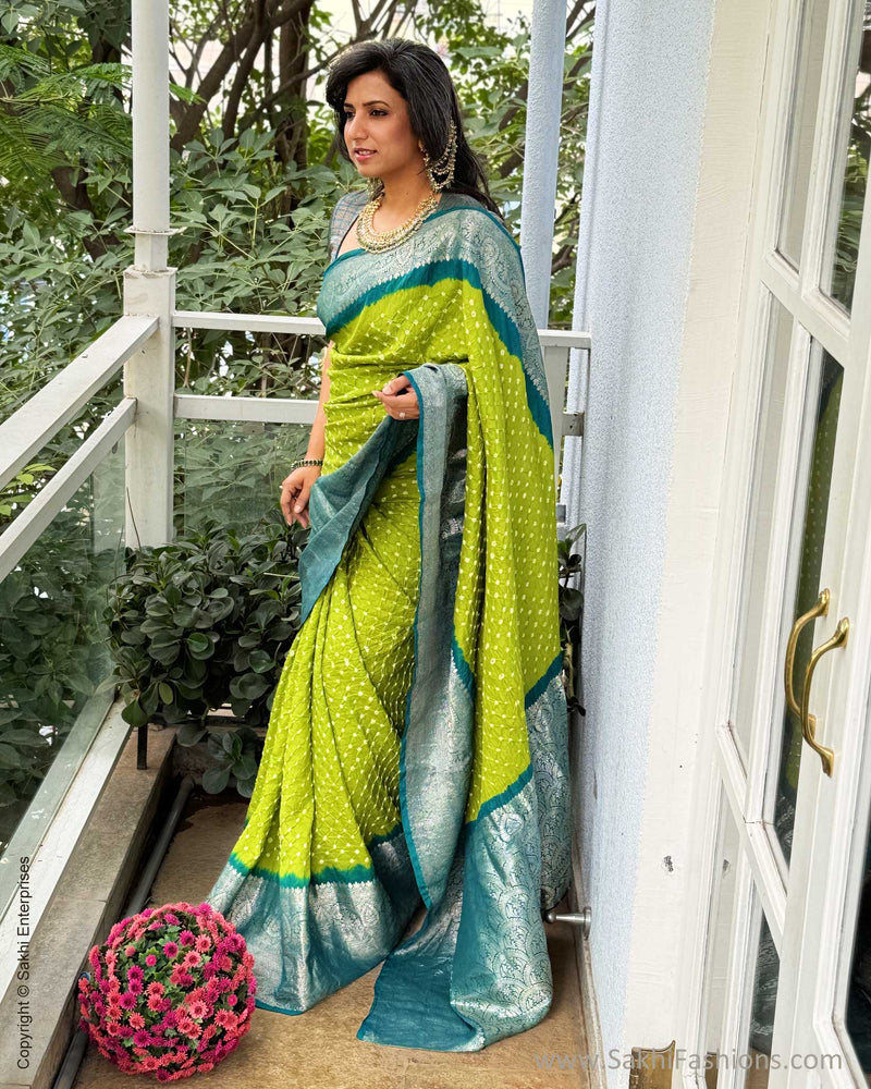 EE-X03090 Bandhini Green Sari