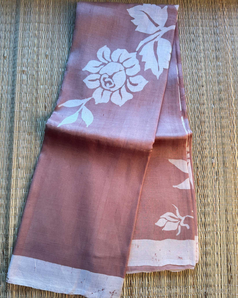 DP-X08643 Beige Batik Sari