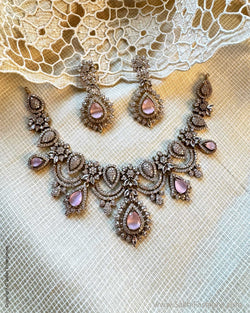 AJ-X13570 Statement Victorian Neck Set