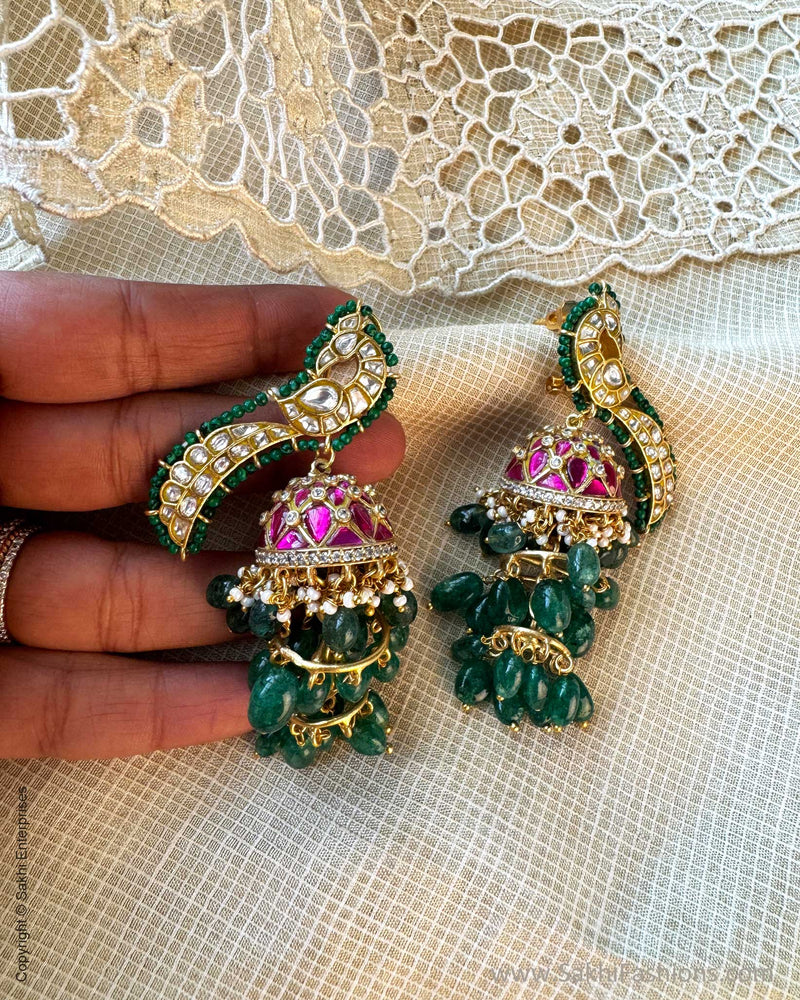 AJ-X16858 Gold Jumka Earring