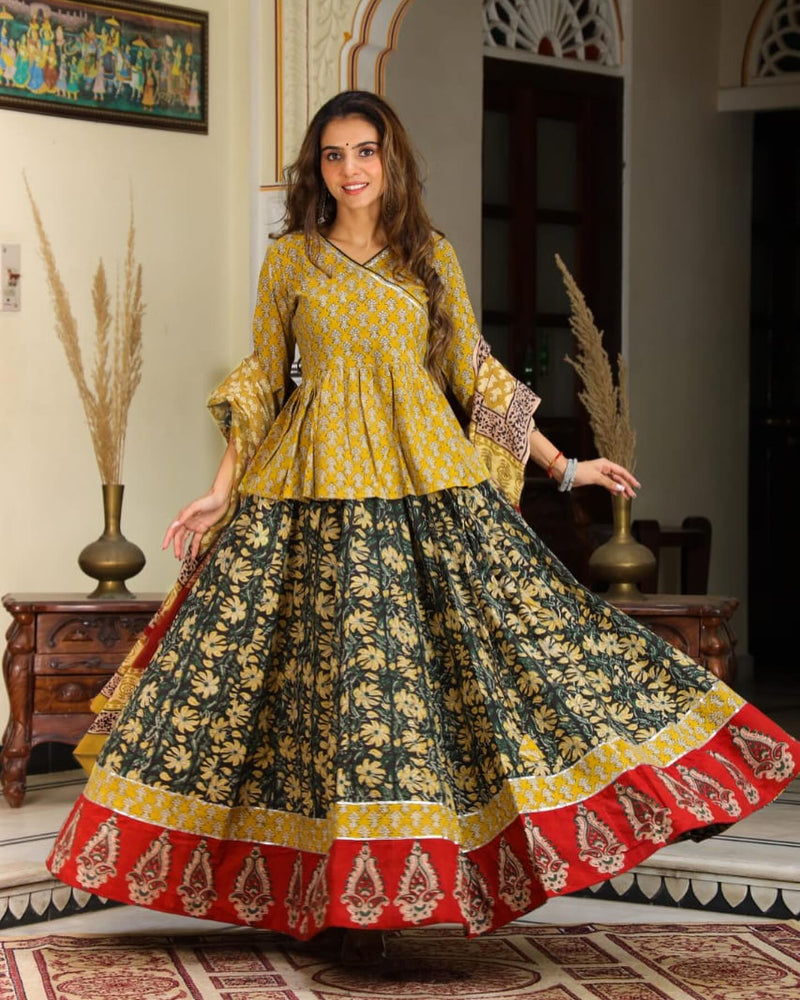 Designer Cotton Lehenga and Choli with Dupatta | Dandiya dress, Traditional  dresses, Party wear indian dresses