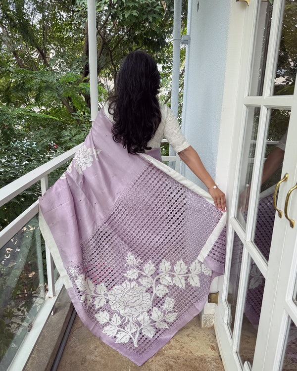 EE-X01328 Lilac Cutwork Batik Sari