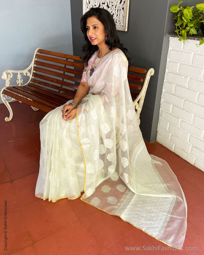 Most Stunning Off White Soft Silk Saree With Traditional Blouse Piece –  LajreeDesigner