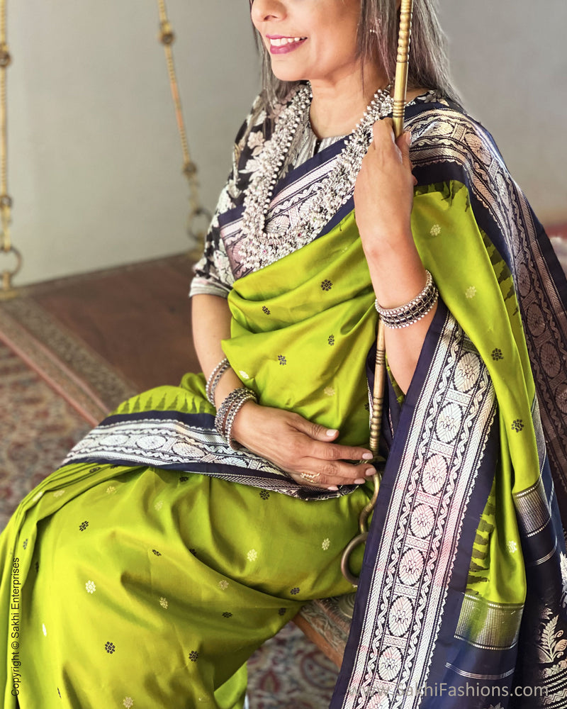 Buy Pure Gadwal Silk Saree With Maggam Blouse Size 34 Extends to 40 Ready  to Dispatch From Texas, USA VAVS Womens Stop Designer Silk Sarees Online in  India - Etsy