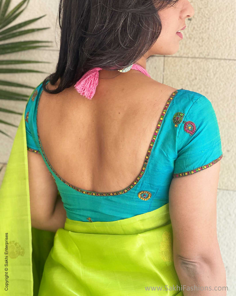 Trend Alert: Puff Sleeve Blouses For Your Kanjeevaram Saree Is A Thumbs Up  | Bridal blouse designs, Wedding blouse designs, Blouse designs silk