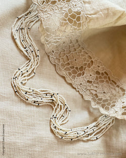 AJ-V06280 Cream bunch Mala