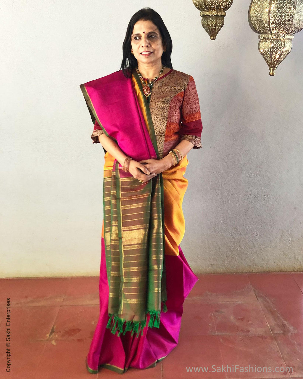 కూర్గి చీర కట్టులో ఆషిక రంగనాథ్‌.. - 10TV Telugu | Ashika ranganath coorgi  style saree photos-10TV Telugu